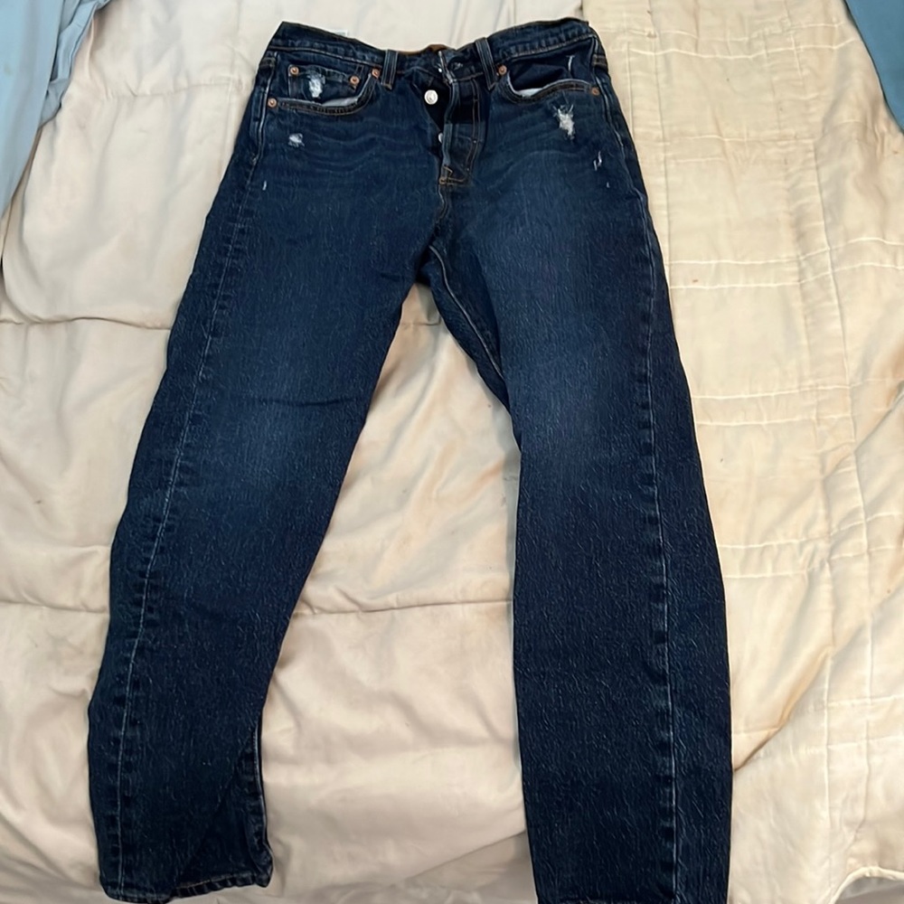 Brand new Levi’s 501! Straight leg fit, high waisted and dark wash!